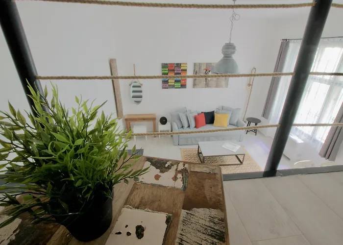 Standard By Hi5 - Wesselenyi 8 * Budapest