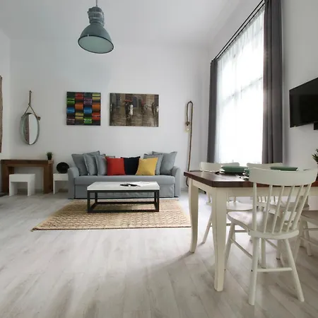 Standard By Hi5 - Wesselenyi 8 Budapest